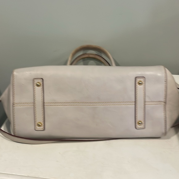 Dooney & Bourke Large Amelie Tote - Picture 6 of 11